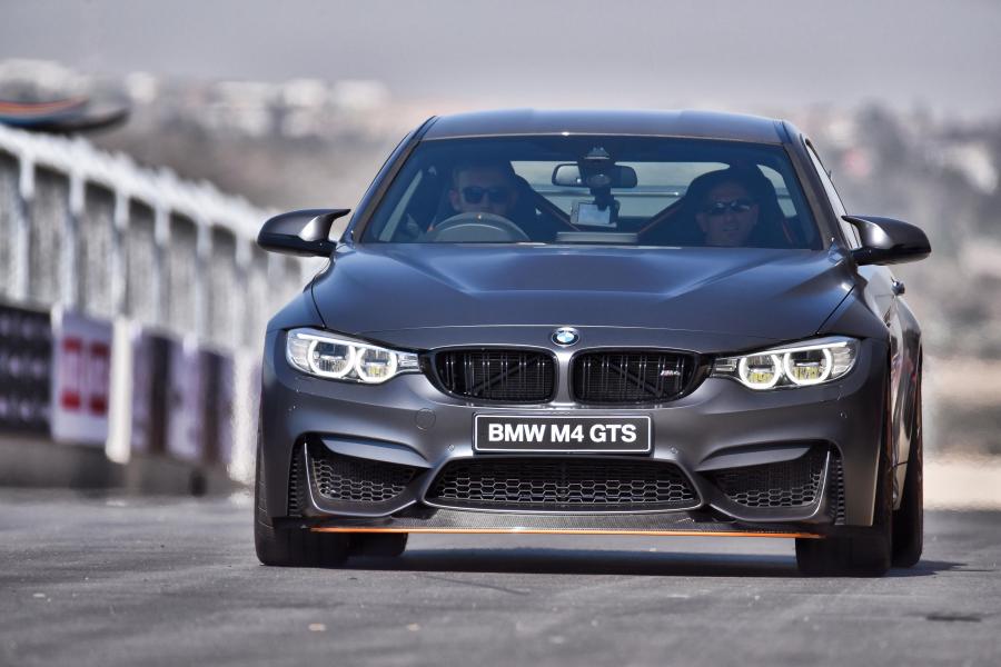  BMW M4 GTS 2016 года  (ZA) (фото 6 из 8)